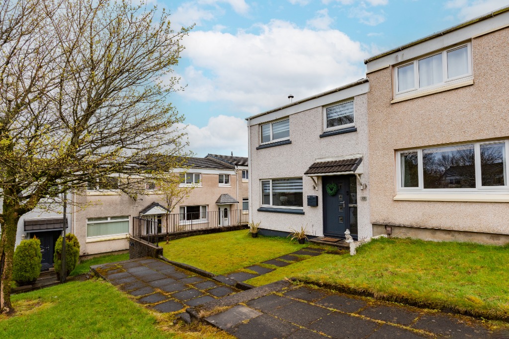 Hamlet, Calderwood, East Kilbride, G74