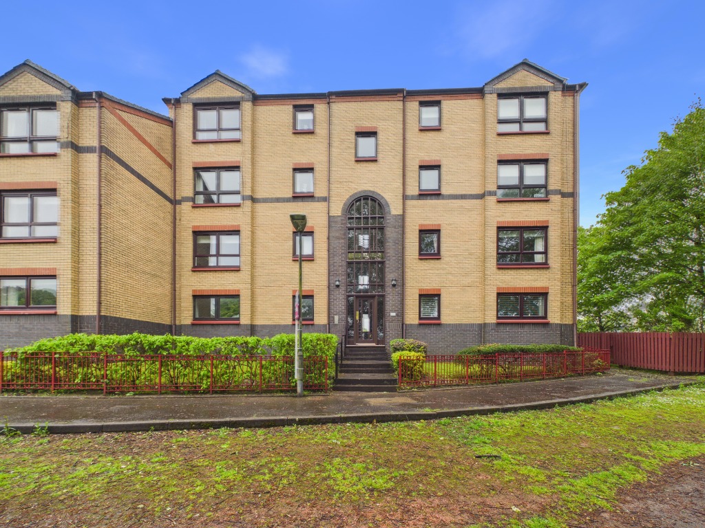 Kirkton Gate, East Kilbride, South Lanarkshire, G74